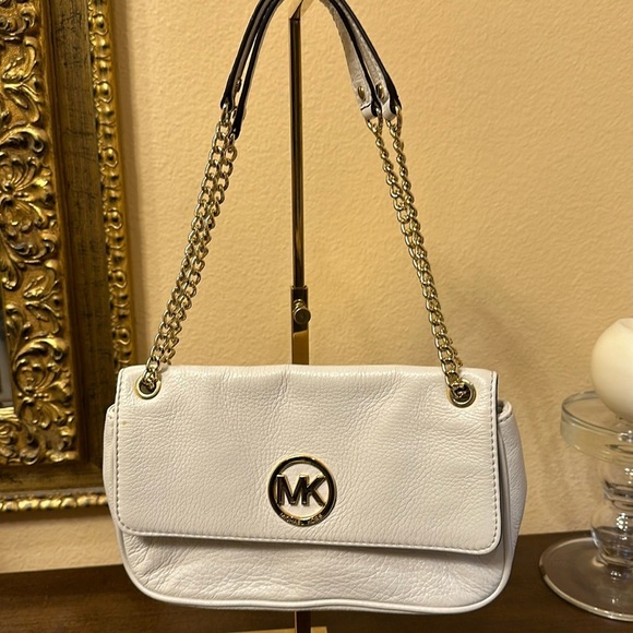 Michael Kors White Shoulder Bag or Crossbody with adjustable chain - Picture 1 of 8